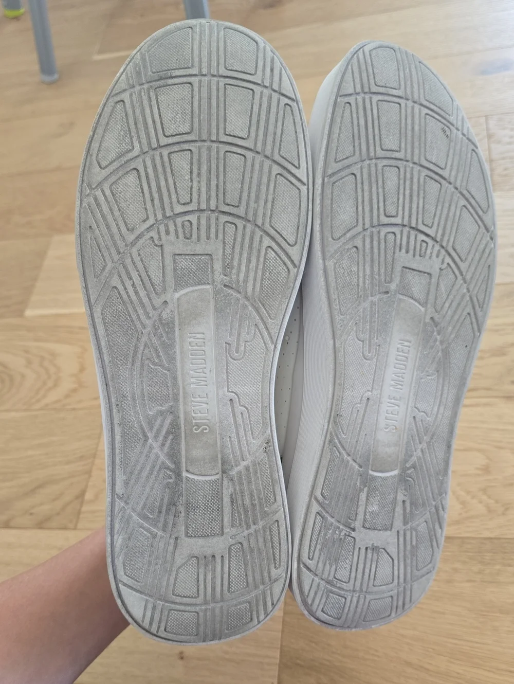 Like New! Steve Madden Dress Sneakers